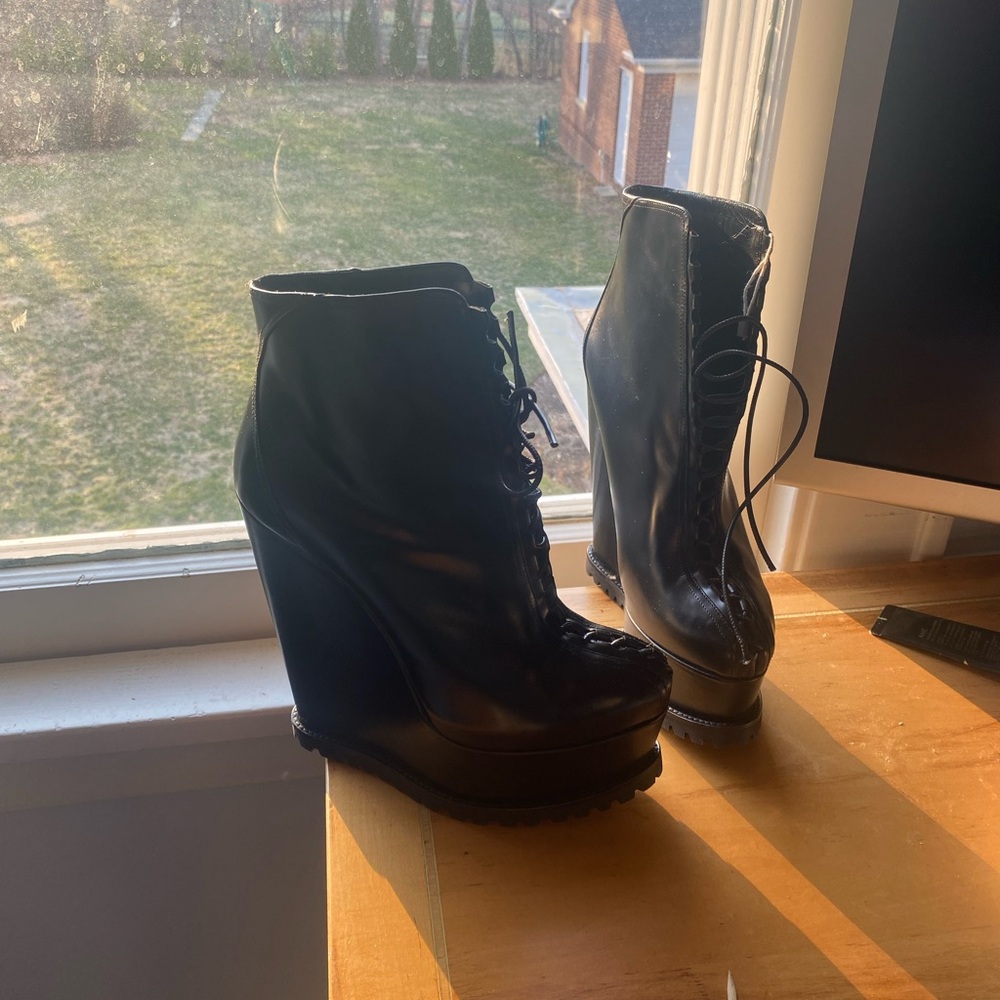 Alaia Black Lace-Up Wedge platform Ankle Boots